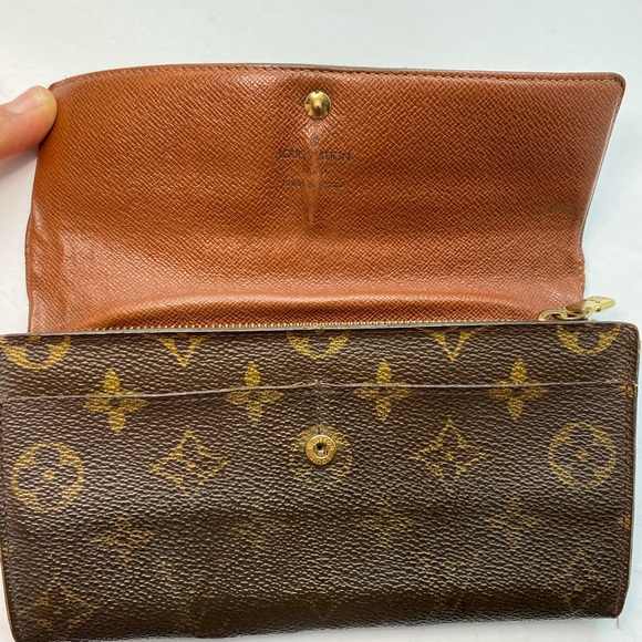 Louis Vuitton Sarah Wallet No. TH0071 - Picture 12 of 13